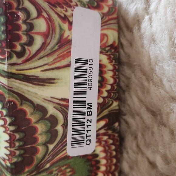 Gorgeous NWT IOB Dooney & Bourke Brown Leather Flap Wristlet🤎🎁❤️ - Picture 16 of 16